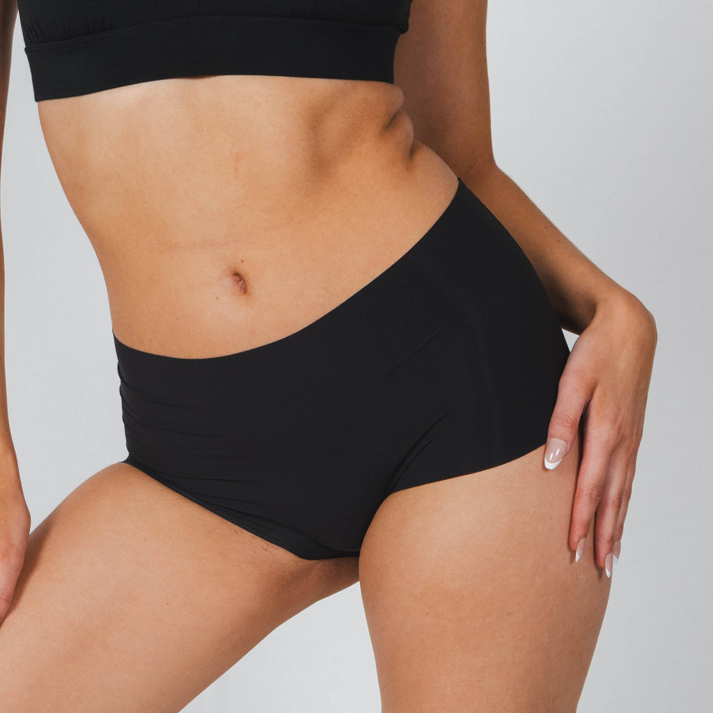 Shinesty The Threat Level Midnight solid black seamless boyshort – classic everyday underwear