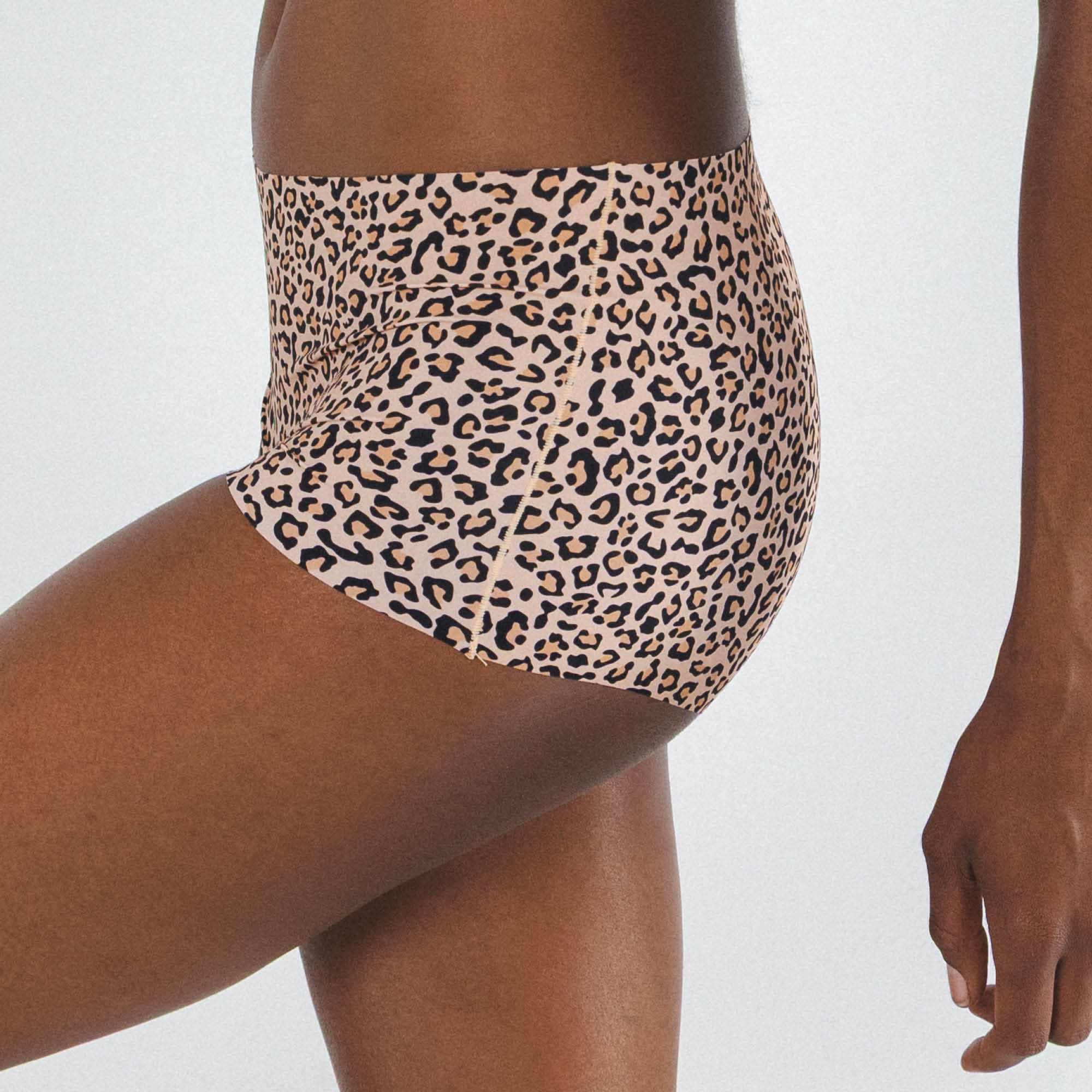 Shinesty The Wild Cat leopard print seamless boyshort underwear – bold animal print