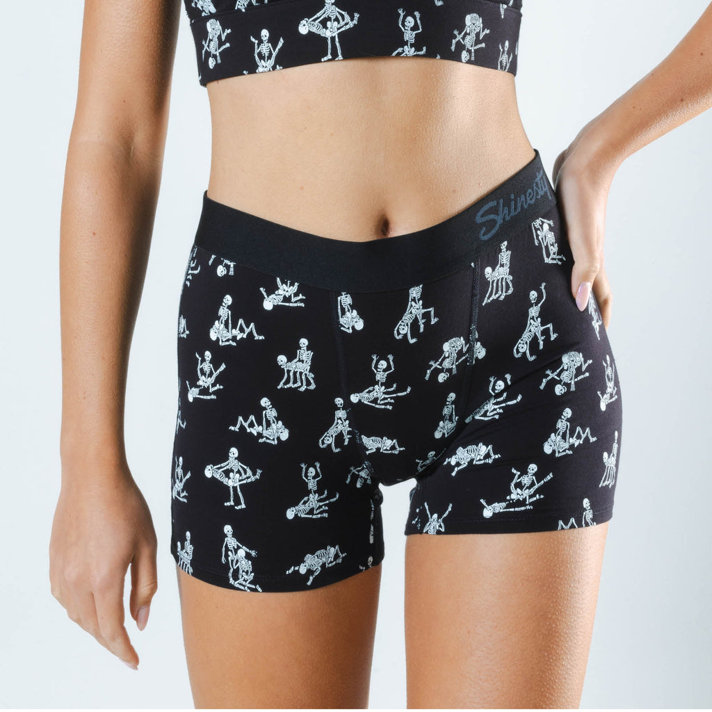 Shinesty The Bare Back Bones glow-in-the-dark skeleton women's boxers – Halloween novelty