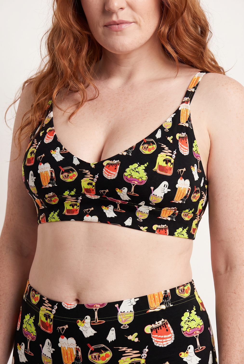 Shinesty The Potions Pub Halloween Cocktail Plunge Bralette – women's halloween cocktail print plunge bralette