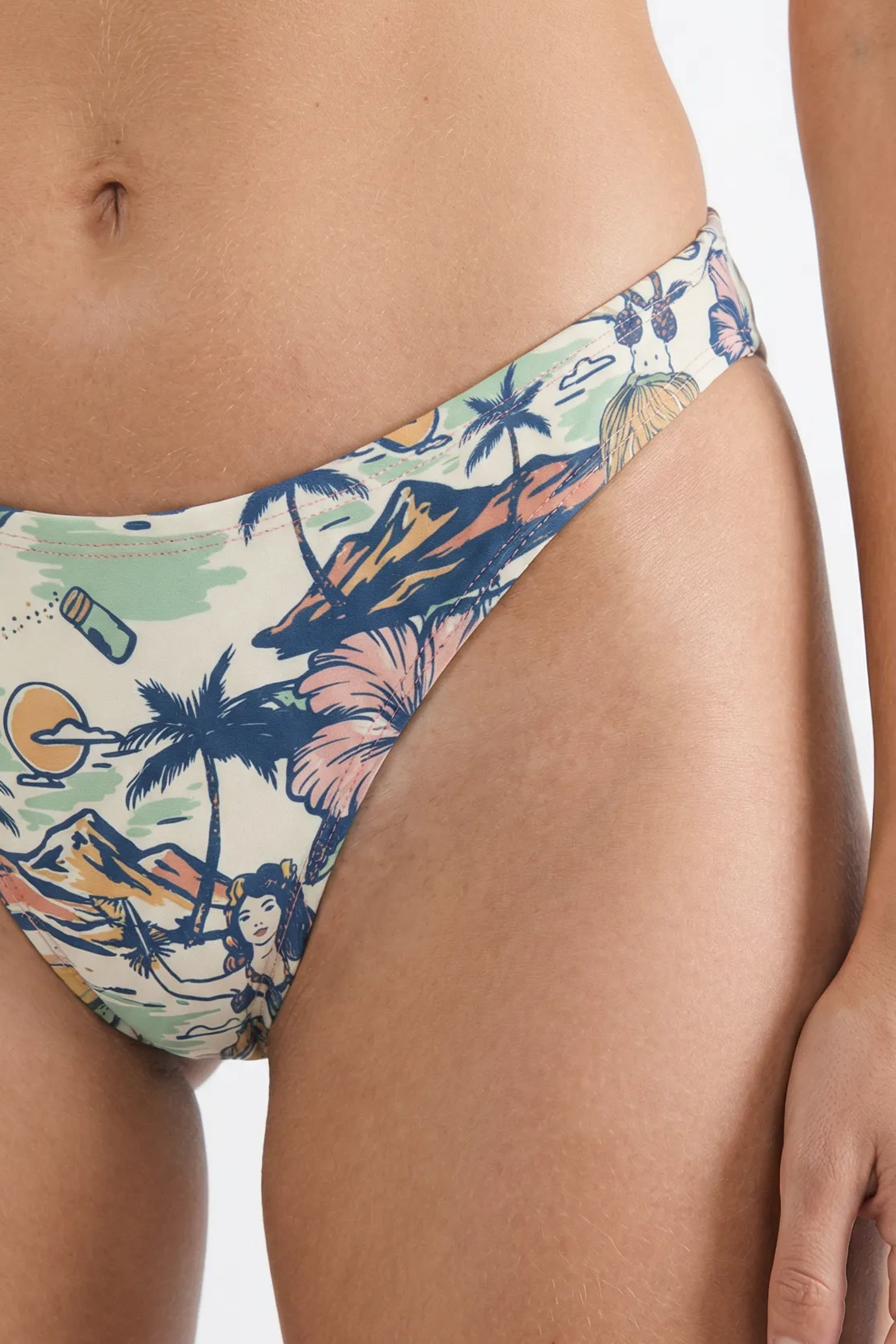 Shinesty The Come Monday x Margaritaville MicroModal thong – tropical collab novelty