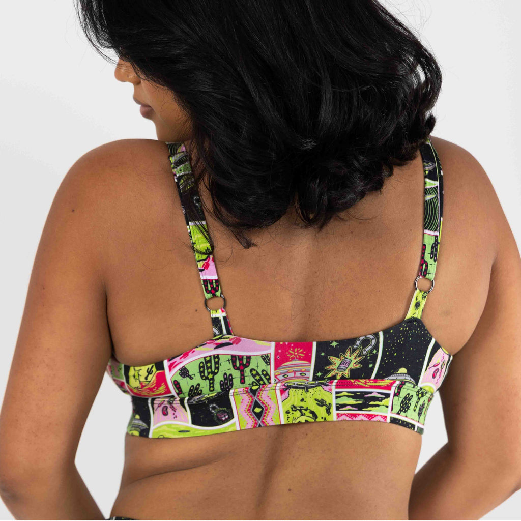 Shinesty The Area 51 retro alien Boob Hammock plunge bralette – funny novelty bralette