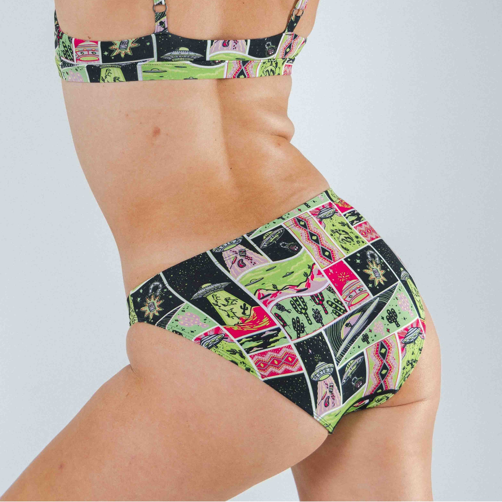 Shinesty The Area 51 retro alien modal bikini underwear – funny novelty underwear