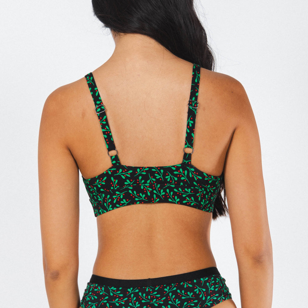 Shinesty The Kiss Me There mistletoe Boob Hammock plunge bralette – Christmas novelty bralette